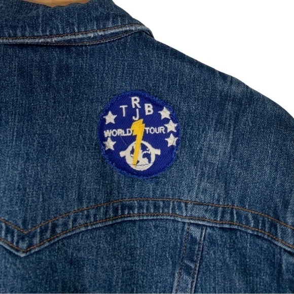 True Religion Oversized Jimmy Trucker Denim Jean Jacket Size Small - Picture 10 of 15